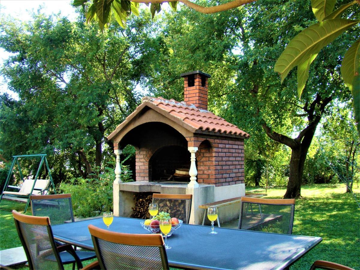 Ferienwohnung Apartman Sun Solin Exterior foto